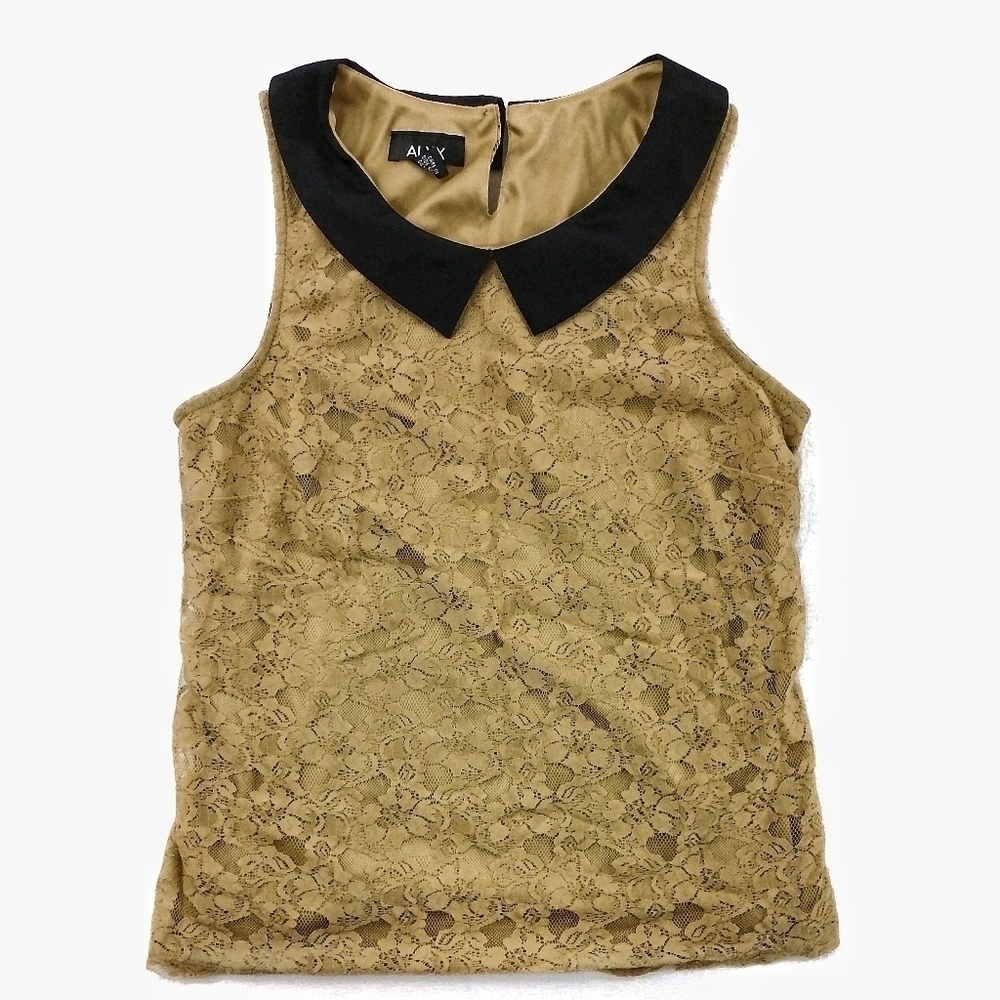 ALYX  WOMENS TAN‎ LACED FLOURAL TOP SIZE M
